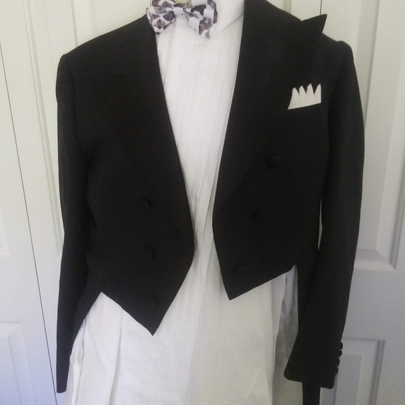 - UnclaimeddrycleaneringTop10%Seller /Ambassador - Picture 16 of 16